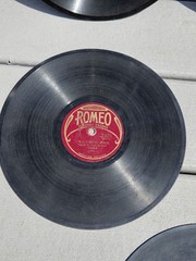 RARE Lot of (5) Vintage 1920s ROMEO 78 RPM Records – Jazz, Dance Band, Pre-War