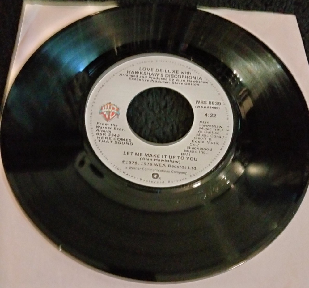 LOVE DE-LUXE – HERE COMES THAT SOUND AGAIN / LET ME MAKE 45RPM 7″ WARNER BROS.