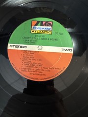 VTG Crosby, Stills, Nash & Young Deja Vu Record 33 RPM 12″ LP SD7200 Gatefold B2