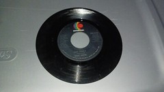 Isaac Hayes – Theme From Shaft : 1971 Vintage 45RPM Record
