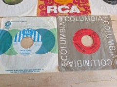 Vintage Lot 45 RPM Records & Sleeves Beatles Elvis Bee Gees Manfred Mann
