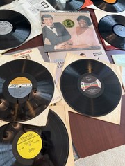 Lot Of 20 Vintage Vinyls Various jazz, folk, calypso, swing, classical – Desc