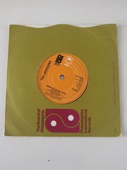 THE JACKSONS-SHOW YOU THE WAY TO GO 7″ VINYL SINGLE RECORD 1977!