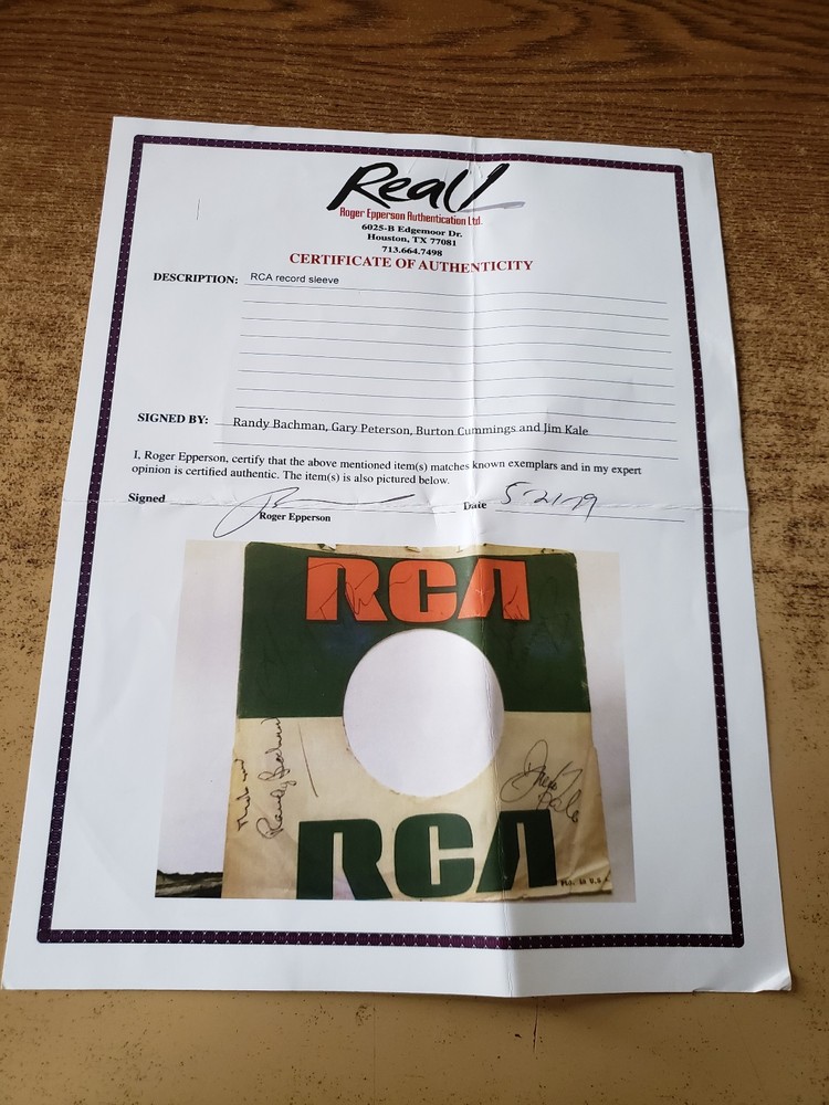 ALL 4 GUESS WHO band autographed 1970s vg- RCA SLEEVE 7″ SEE NOTES! EPPERSON COA