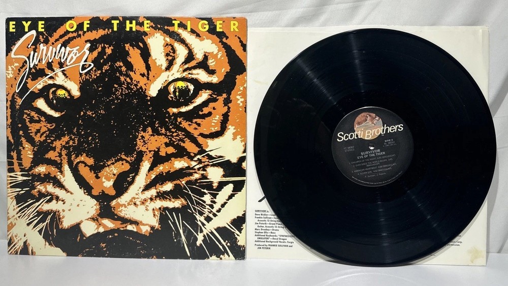 Survivor- Eye of The Tiger LP 1982 Scotti Brothers Records FZ-38062 VG+/VG+