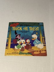 Walt Disney’s Trick Or Treat LP Record 1974 Disneyland Halloween w/ Masks 33RPM