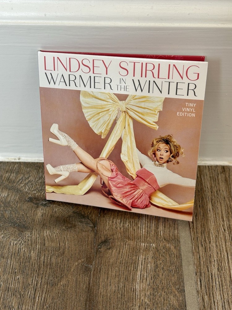 LINDSEY STIRLING – WARMER IN THE WINTER – 4″ PINK TINY VINYL TARGET