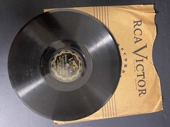 RARE Fred Mueller 78RPM Shellac Weggis Zua / Lustiger Bua Victor Scroll Label