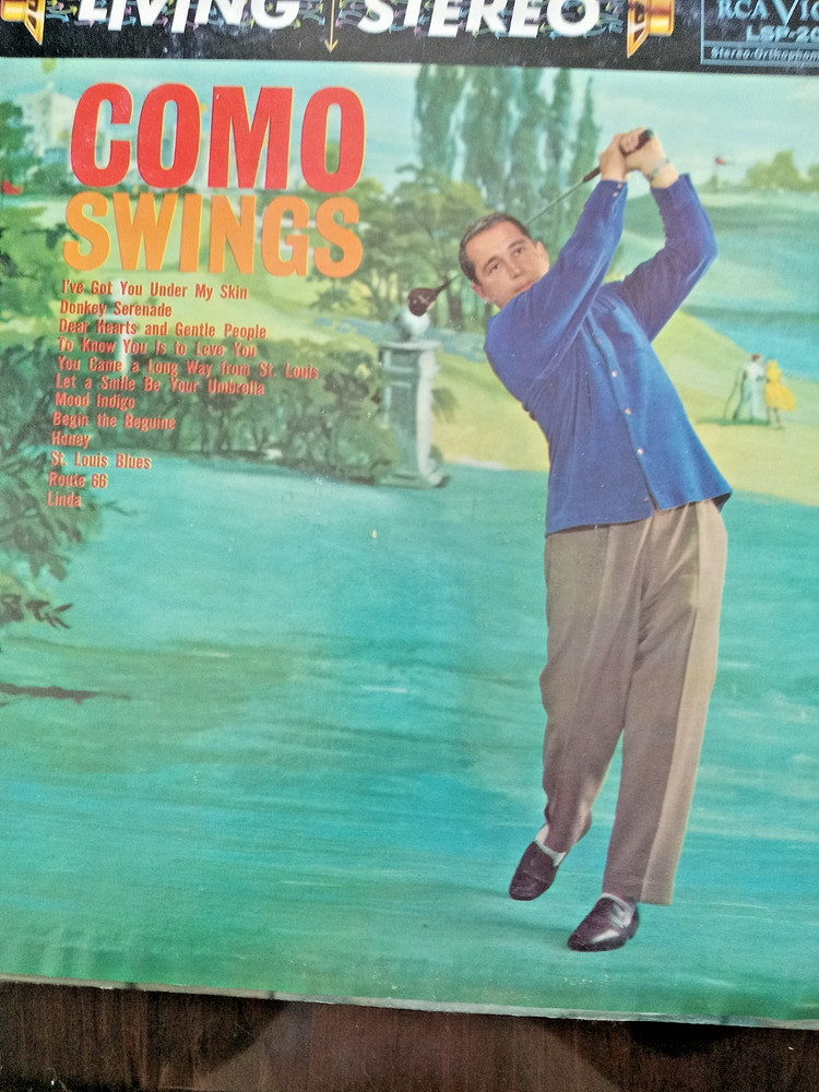 33 1/3 RPM LP COMO SWINGS Stereo (Perry Como) Nice VG+