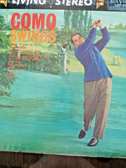 33 1/3 RPM LP COMO SWINGS Stereo (Perry Como) Nice VG+