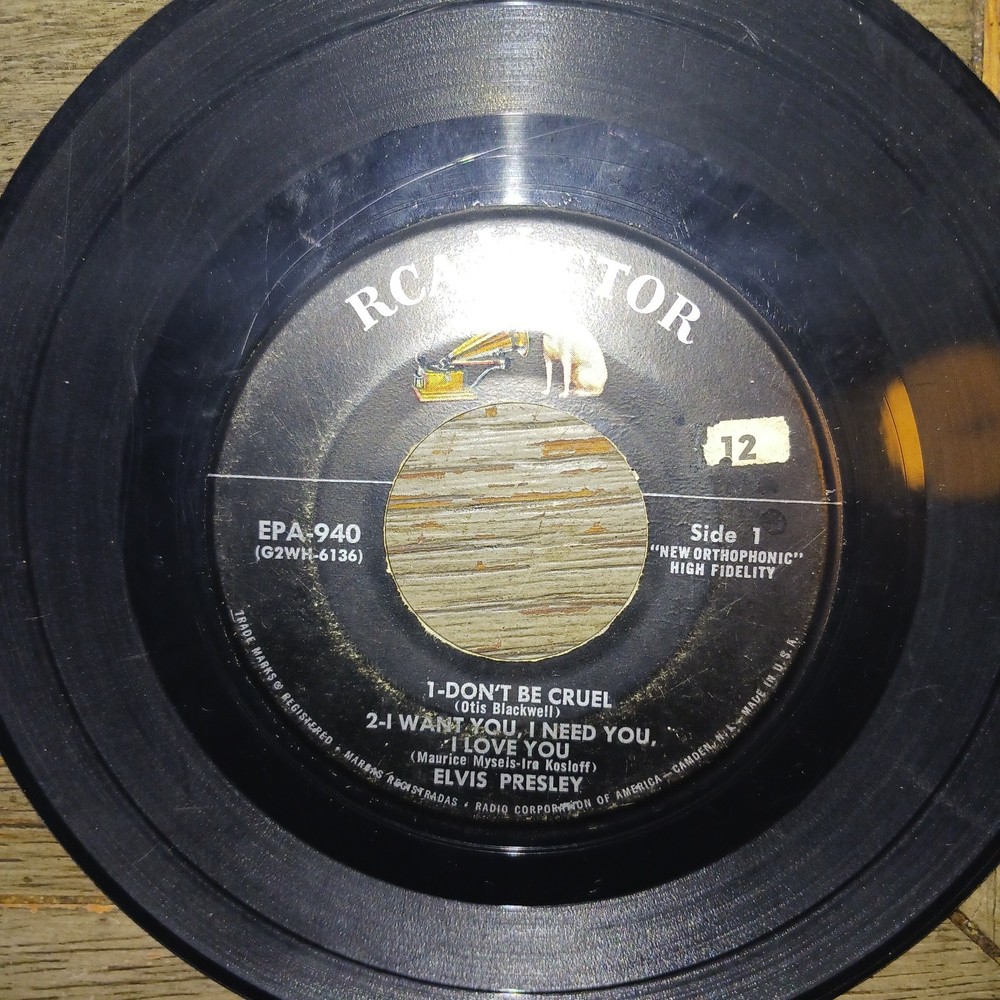 vintage vinyl record 45 rpm records