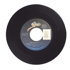 Joe Diffie – Honky Tonk Attitude; Just a Regular Joe – Vinyl Record 45 RPM 7″