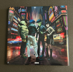 RARE GORILLAZ ART BOOK & VINYLS – HUMANZ DELUXE EDITION – HEWLETT / ALBARN