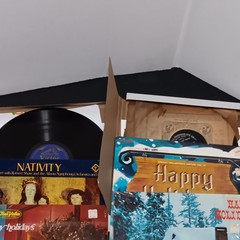 Antique and Vintage Records, 12″ vinyl and shellac, photos for titles, untested