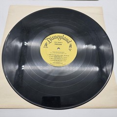 Vintage Walt Disney LP Record Pinocchio 33 RPM Vinyl 1959 Soundtrack Disneyland