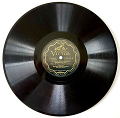 1920s Pre War Jazz Fred Waring I’ve Never Seen A Straight Banana 78 RPM Record
