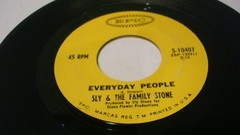 LOT OF 10 1960S R&B 45 RPM Sly Temptations MIracles Marvelettes Pickett Platters
