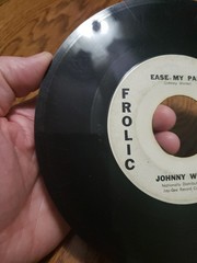 Johnny Winter – Voodoo Twist/Ease My Pain 45RPM Promo Vinyl Frolic White Label G