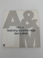 D.N.A. FEATURING SUZANNE VEGA-TOM’S DINER 7″ VINYL SINGLE RECORD 1990!