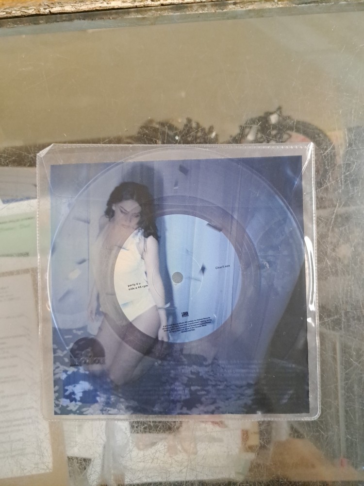 CHARLI XCX Party 4 U SEALED limited edition 7″ single Ultra Clear Vinyl RSD