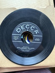 UNTESTED 1950’s Lot Of 20 – 45 RPM Records Without Picture Sleeve