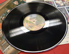 America “HIDEAWAY” 1976, Warner Bros BS 2932 Excellent LP. EX/NM-