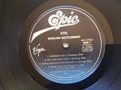 XTC ♫ ENGLISH SETTLEMENT ♫ 1982 1ST PRESS * SENSES WORKING OVERTIME