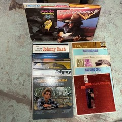 Huge Lot Of Vinyl Records Johnny Cash Nat King Cole Hank Williams Jr Vintage