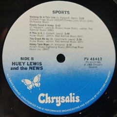 EX ~ 1983 SPORTS by HUEY LEWIS and the NEWS LP Vinyl w/ Inner ~ FV 41412 NICE!!