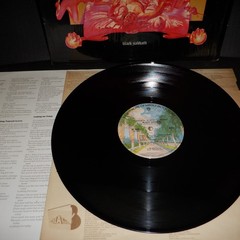 Black Sabbath vinyl LP Sabbath Bloody Sabbath 1974 Warner Bros in Shrink Ozzy EX