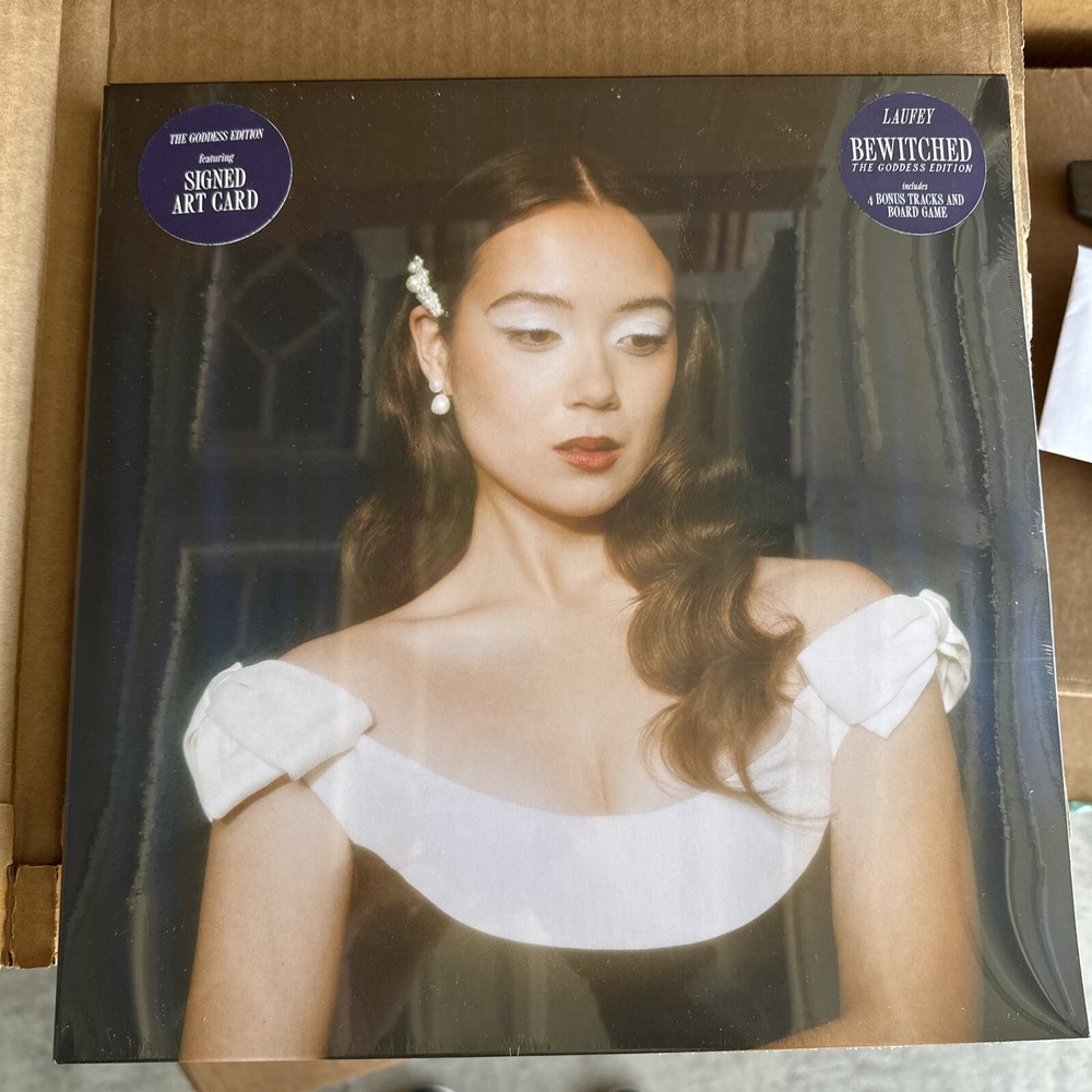 Laufey Bewitched: The Goddess Edition Navy Double LP (Vinyl) Signed Art Card🔥