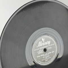 Vic Damone Four Winds / You’re Breaking My Heart 1949 10″ 78 rpm Record 5271