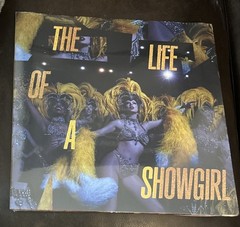 Taylor Swift The Life of A Showgirl Vinyl Lovely Bouquet Golden SEALED IN HAND