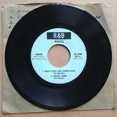 R&B Basics 45 7″ Johnnie & Joe Mills Brothers The Bel-Airs Clovers Record Vinyl
