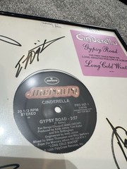 Cinderella Autographed Lp Vinyl Promotional Copy Of Gypsy Road Signed By Band