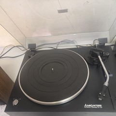 Vintage Mitsubishi DP-420 Record Stereo Turntable. WORKS. Send Offers