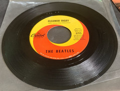 BEATLES – YELLOW SUBMARINE – ELEANOR RIGBY – Capitol 5715 45 RPM w/ PS NM! 1966