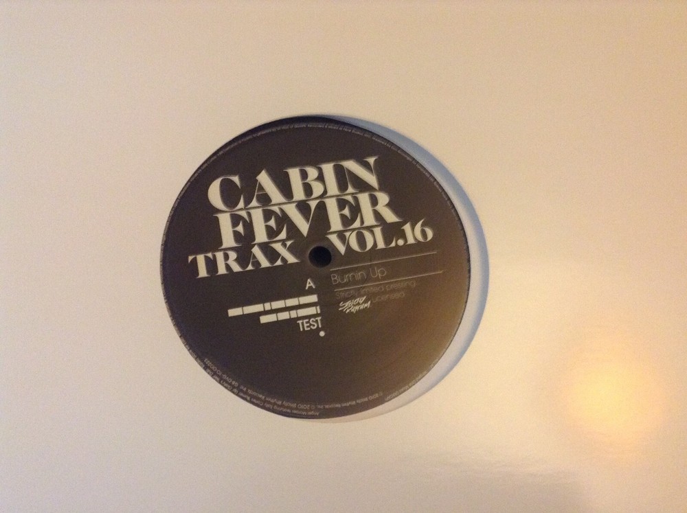 Cabin fever trax volume 16 – limited edition 12″ vinyl . Strictly rhythm mint